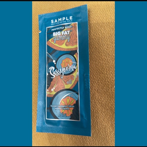 Perfectly Posh Sassyoma Big Fat Hand Cream - Picture 5 of 8